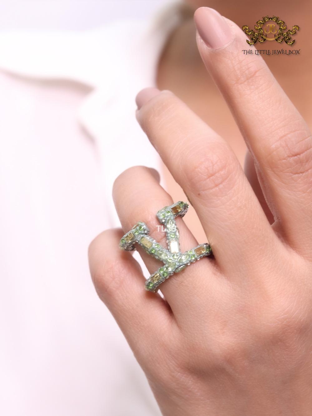 Open V crystal stone ring