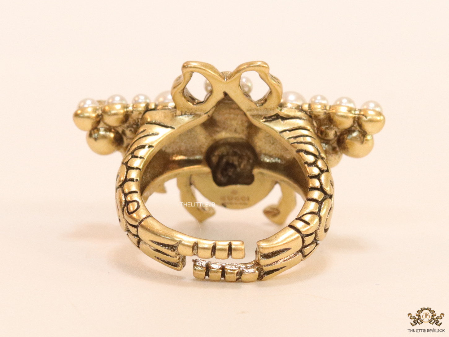 Double G open bee ring with coloured cz and pearls