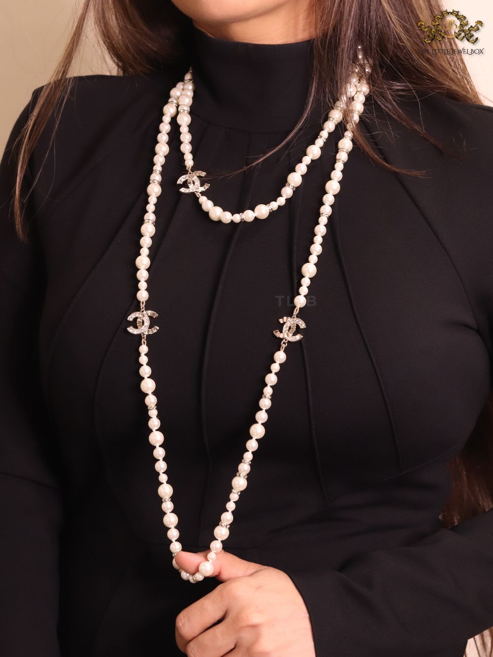 Double C pearl long chain