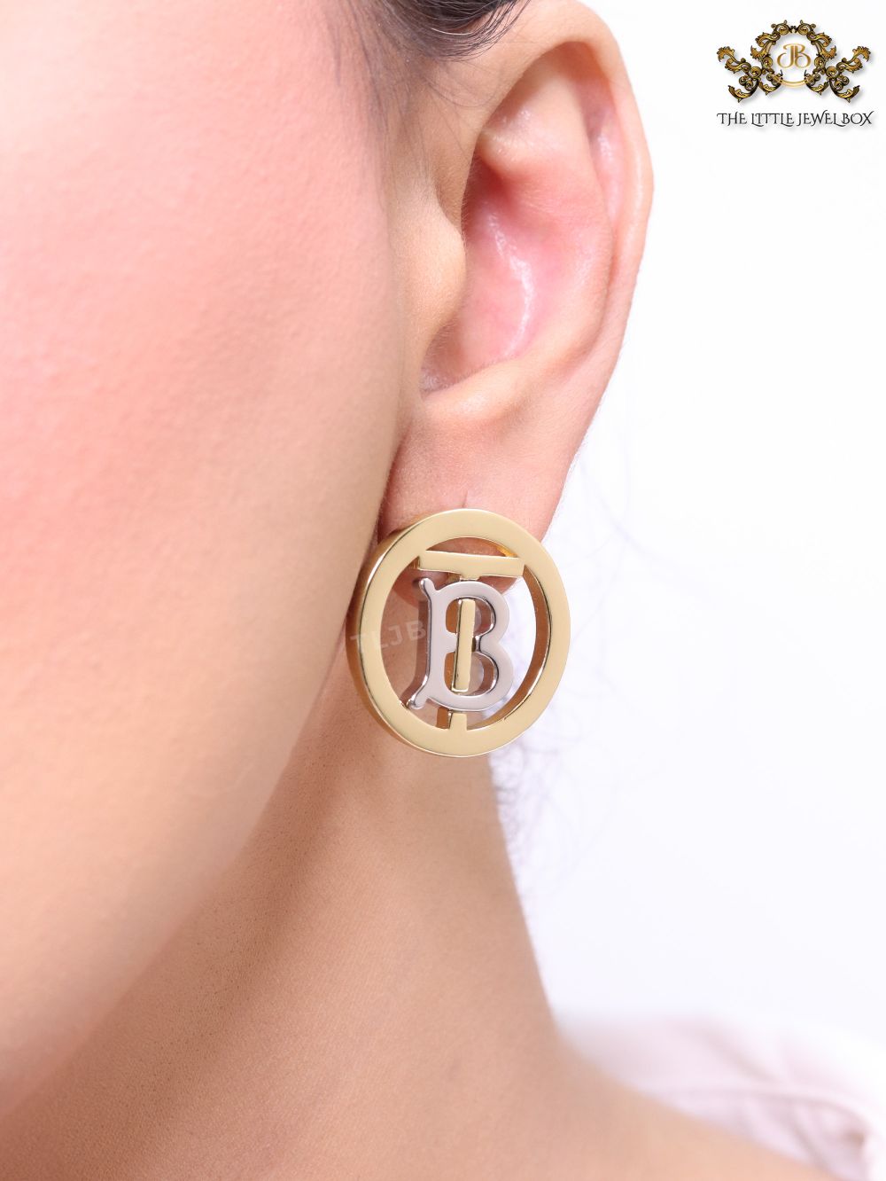 Alphabet T&B gold and platinum finish