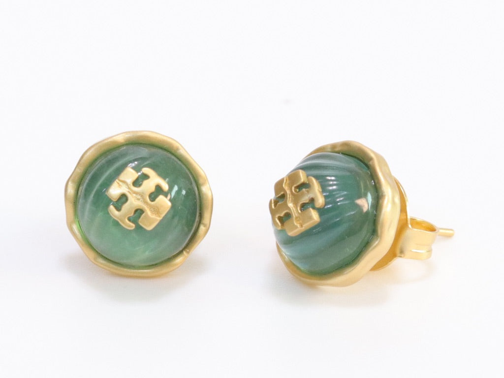 Alphabet T green studs in gold finish