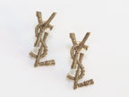 Alphabet YSL earrings in rustic look