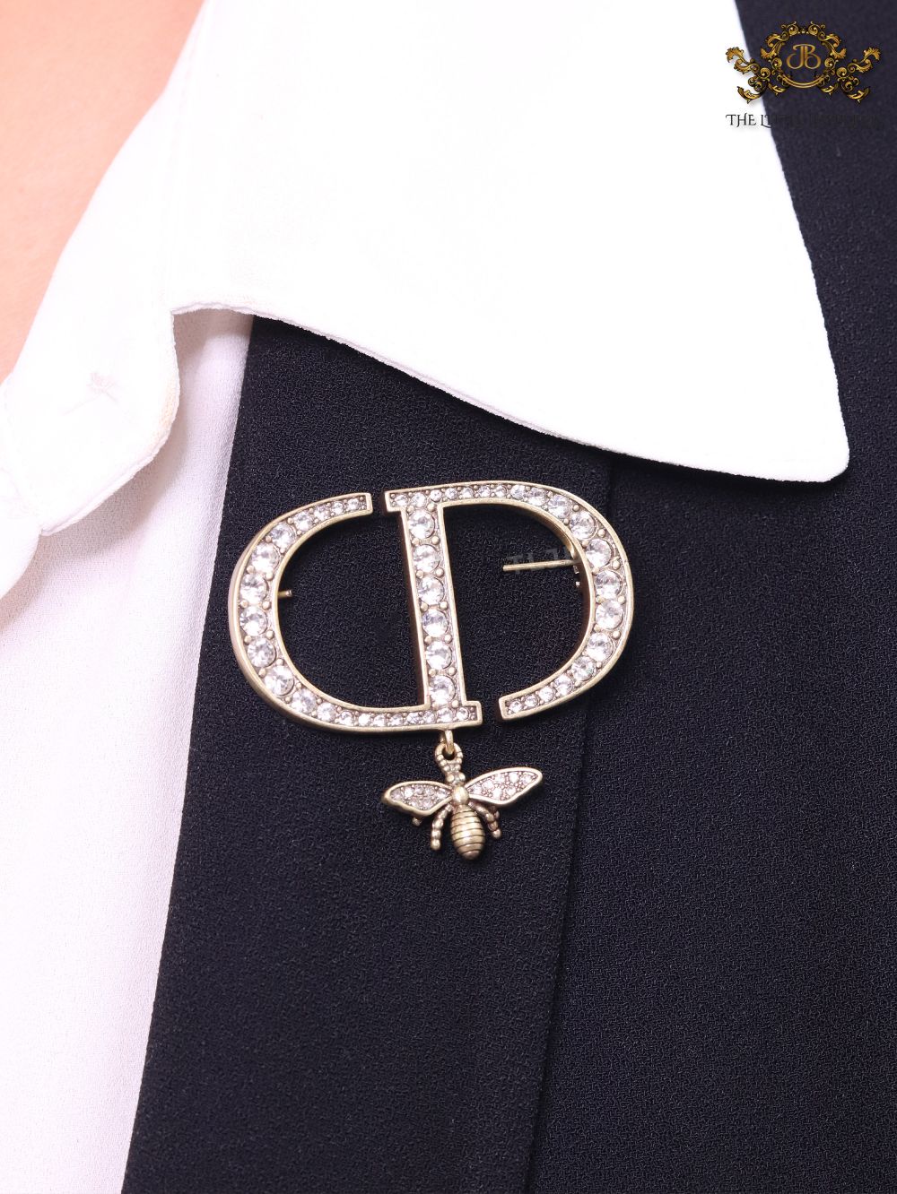 Alphabet C and D brooch in gold finish with dragonfly and cz