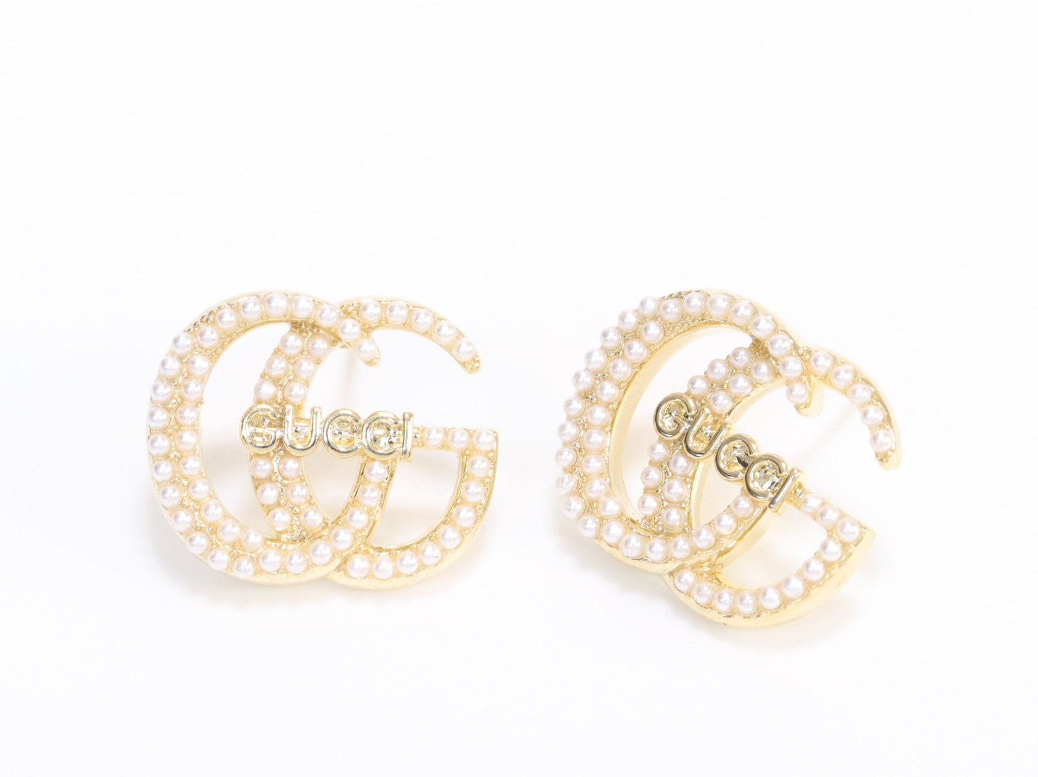 Double G pearl earrings in gold finish