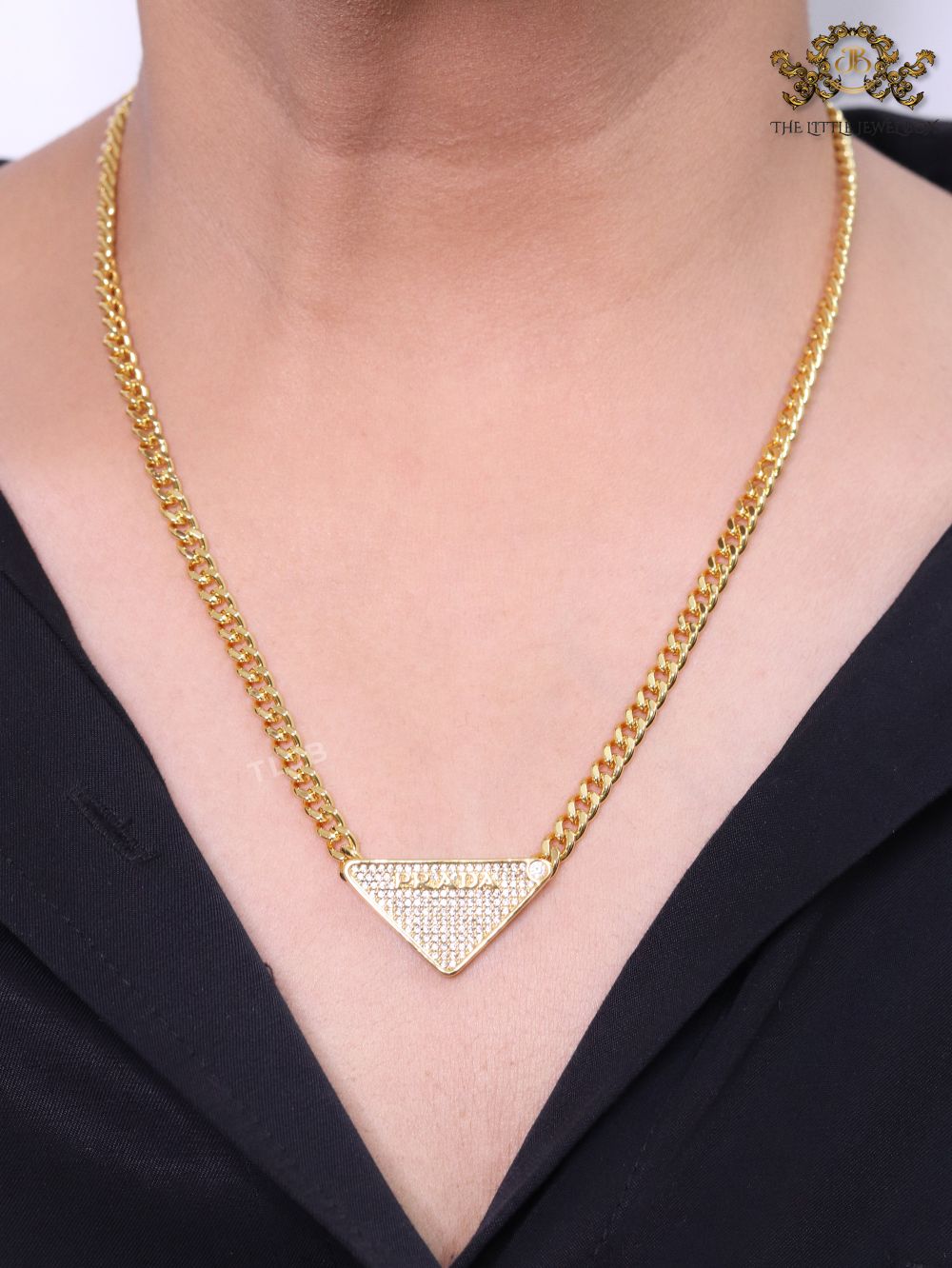 Alphabet cz and gold chain