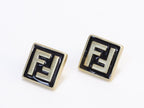 Alphabet F square black earrings