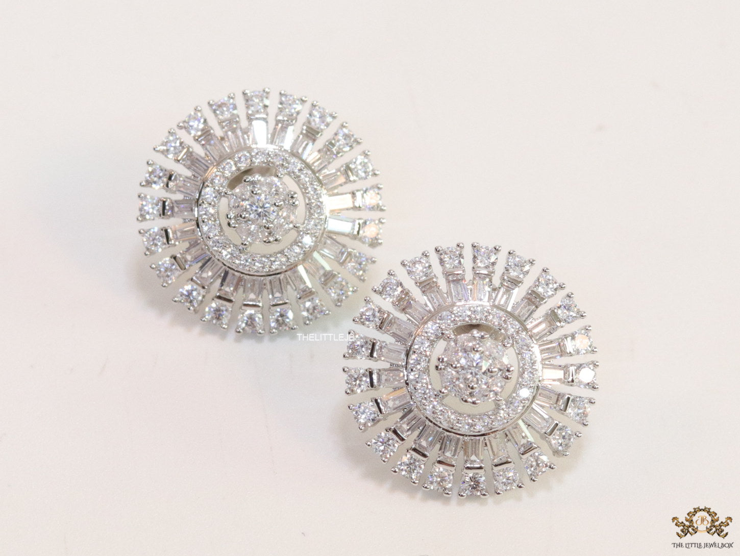 Platinum plated round cz studs