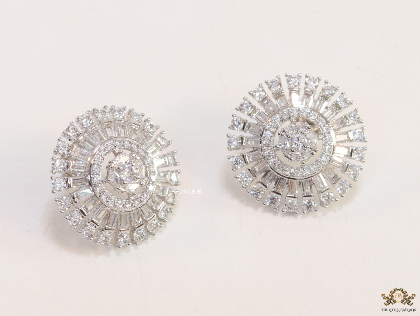 Platinum plated round cz studs