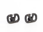 Alphabet V black rhinestones studs