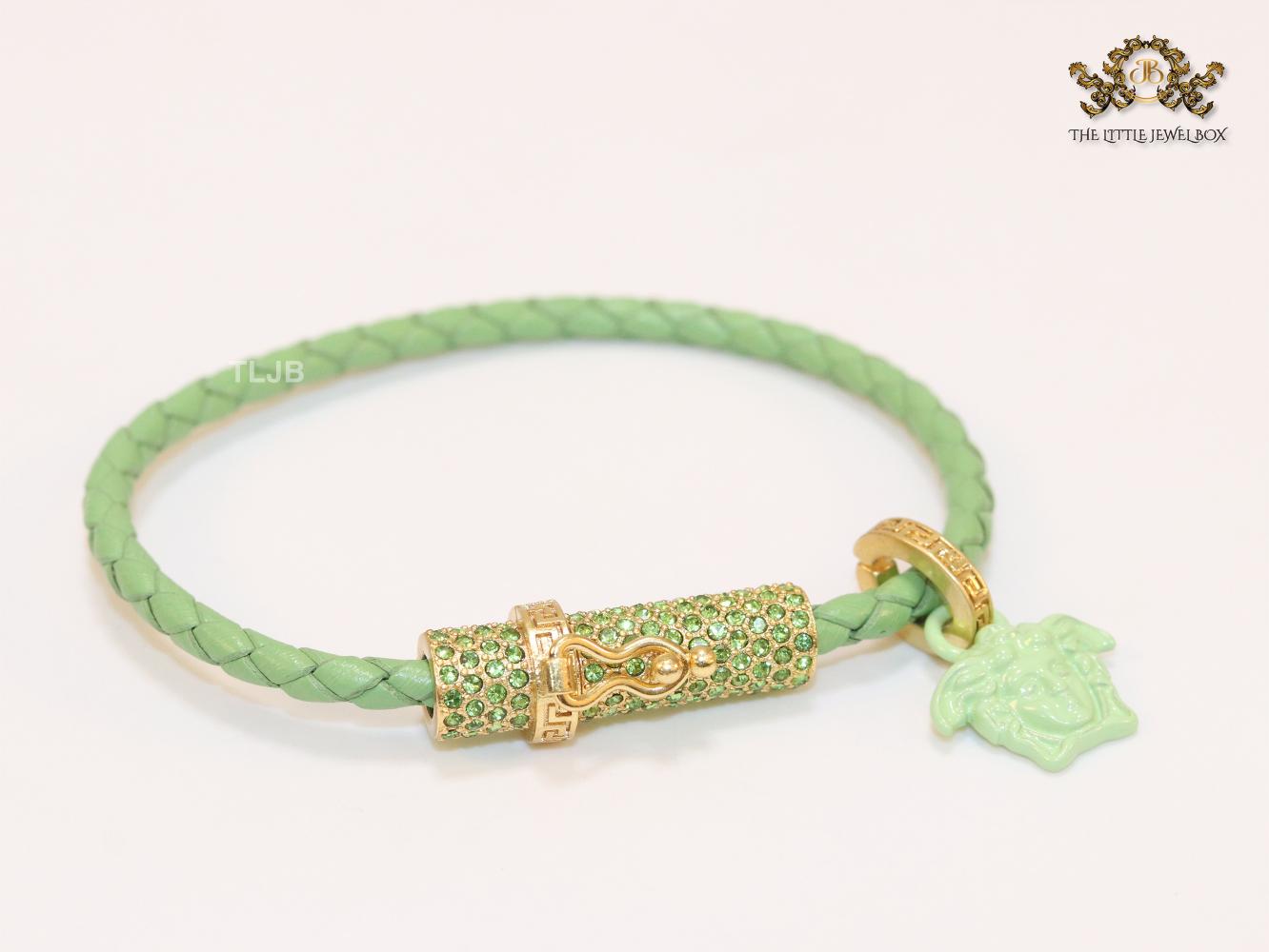 Medusa pastel green sleek bracelet