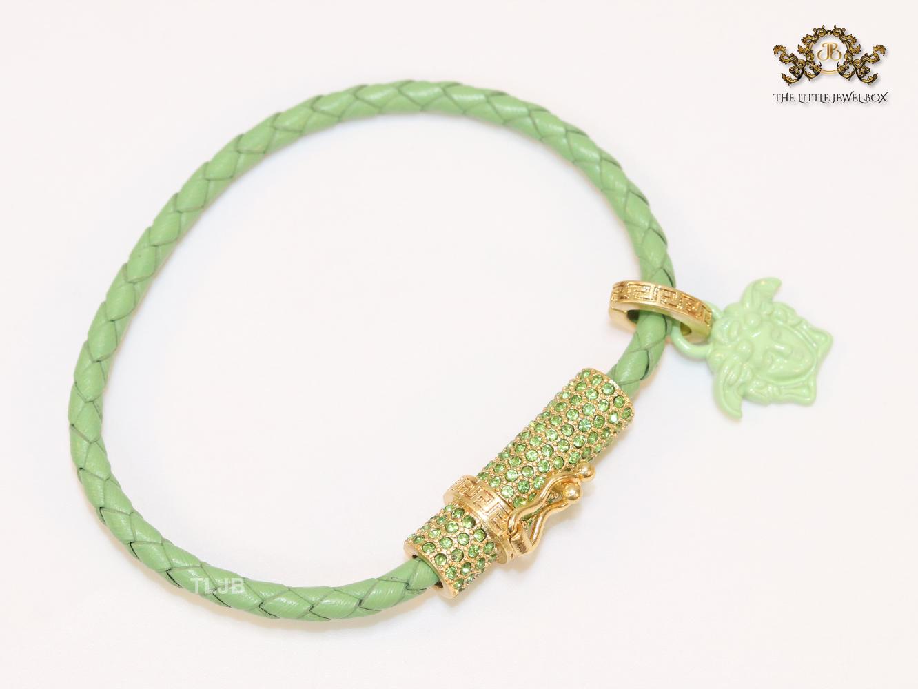 Medusa pastel green sleek bracelet