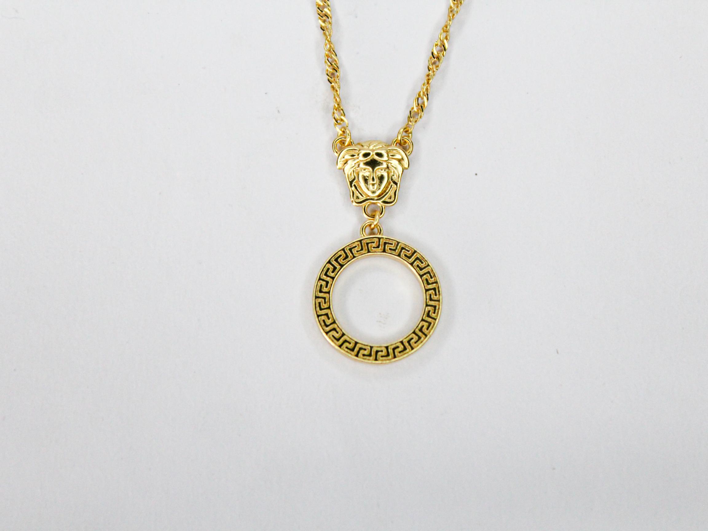 Alphabet V Pendant Chain