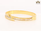 White & gold sleek screw bracelet
