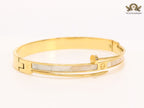 White & gold sleek screw bracelet