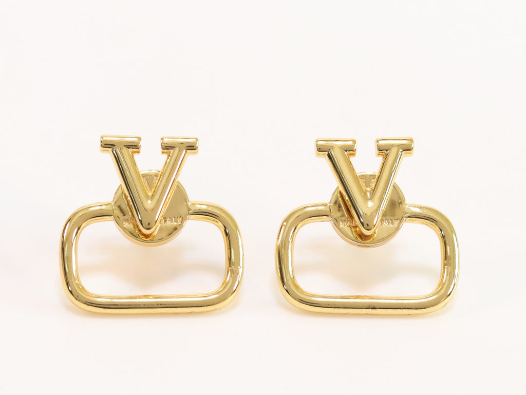 Alphabet V golden studs