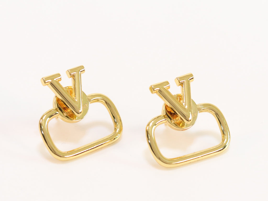Alphabet V golden studs