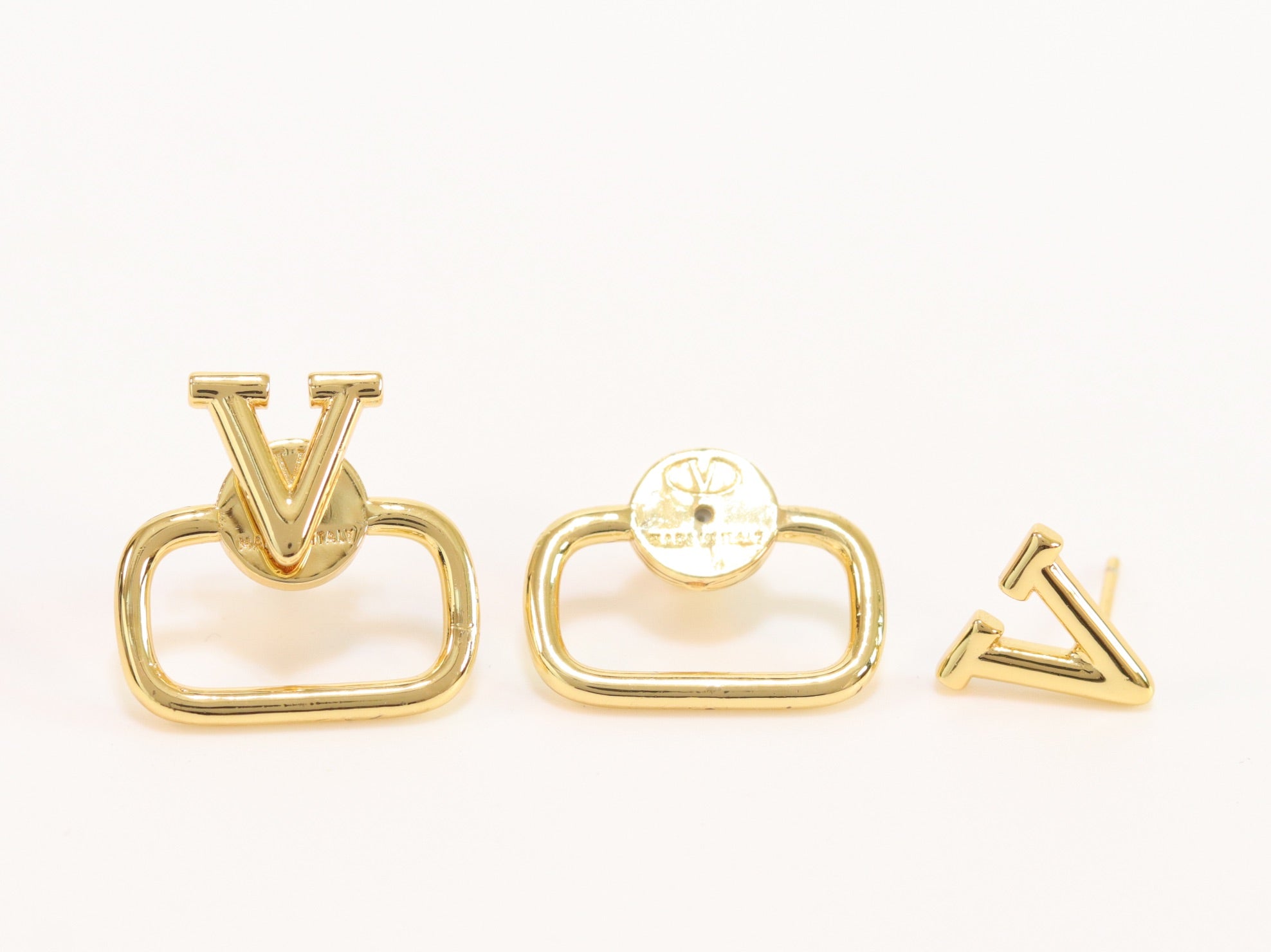Alphabet V golden studs