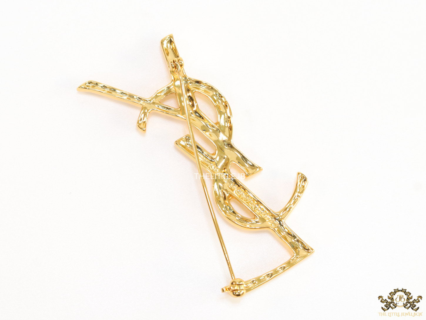 Glossy finish gold plated alphabet brooch