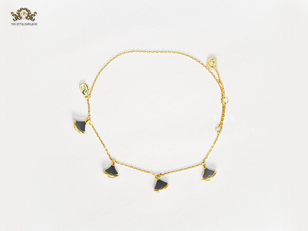 Alphabet Bvl celestial charms bracelet black