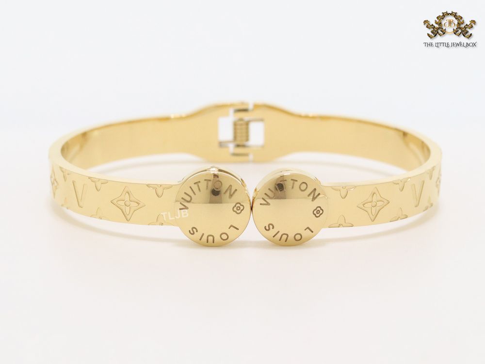 Embossed gold bracelet