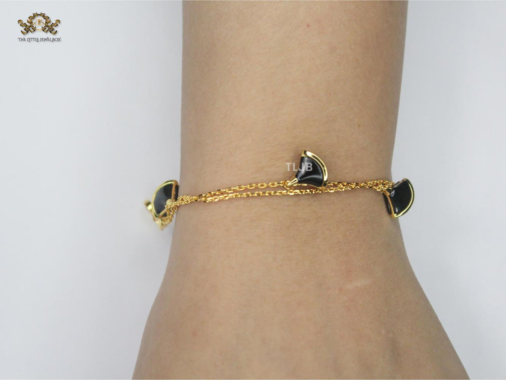 Alphabet Bvl celestial charms bracelet black