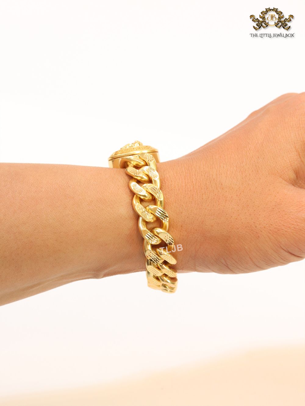 Medusa gold link chain bracelet