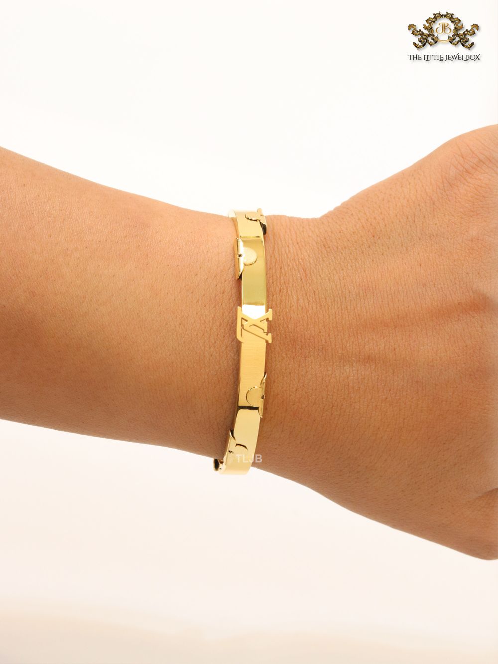 Alphabet L- gold bracelet