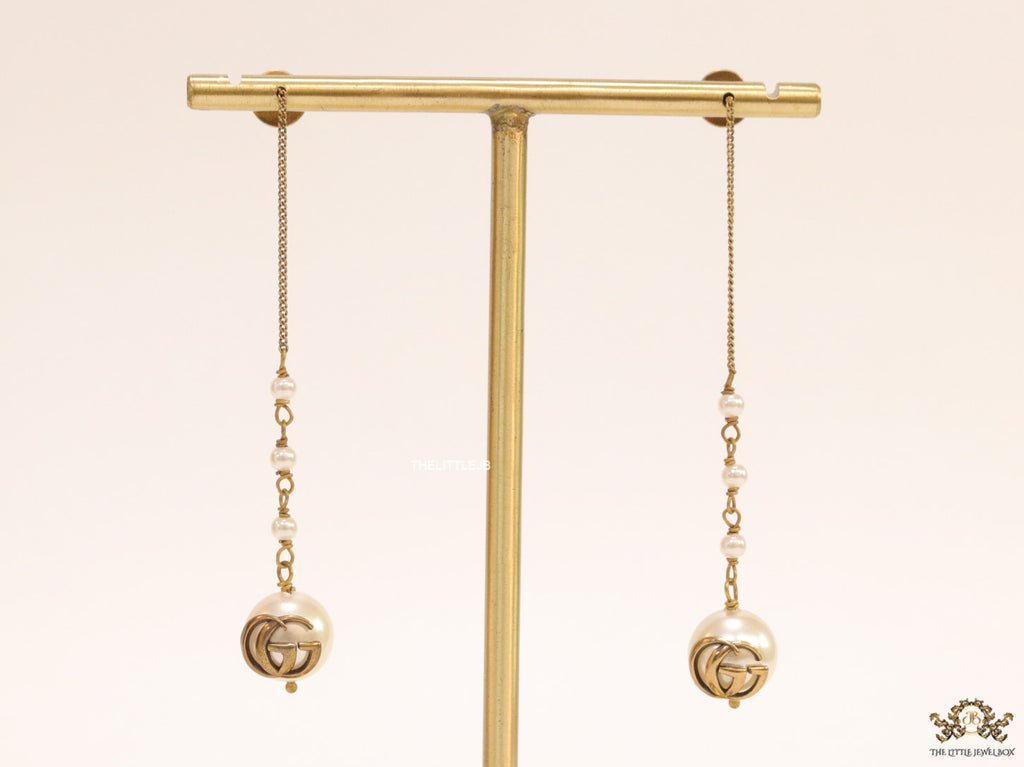 Gold plated ball and chain pattern twin G dangles with pearl