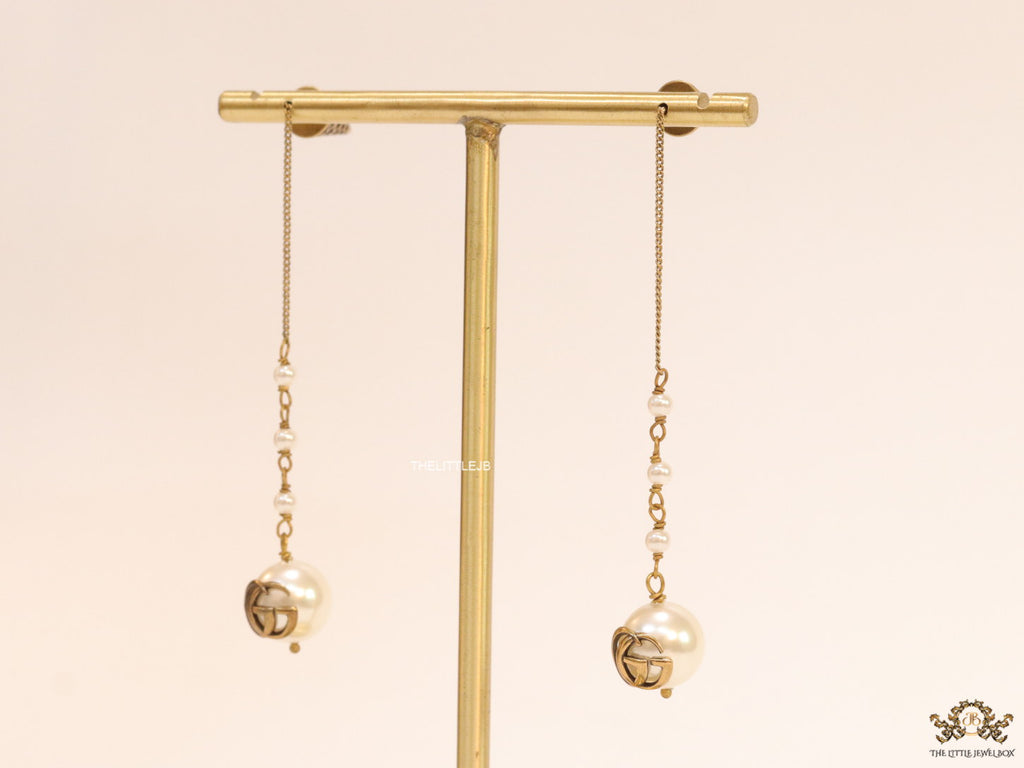 Gold plated ball and chain pattern twin G dangles with pearl