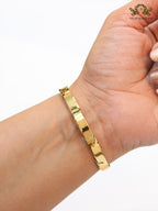 Alphabet L- gold bracelet