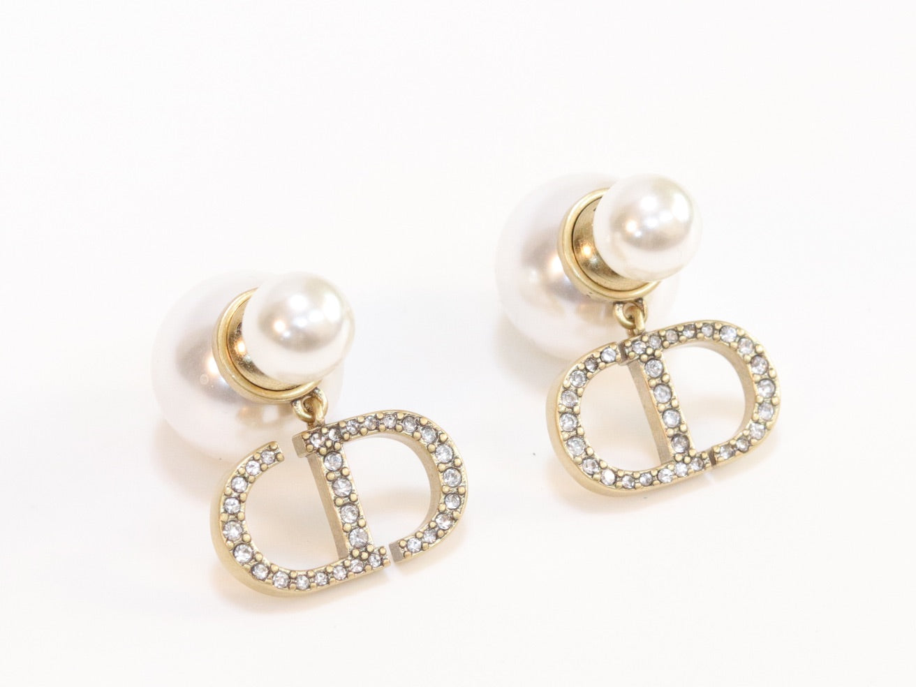 Alphabet CD dangling pearl studs with CZ