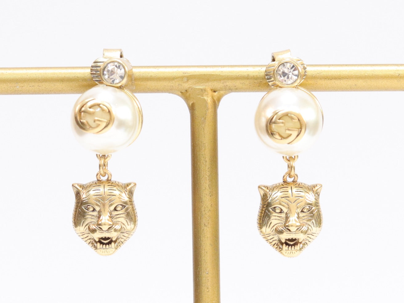 Double G panther pearl dangles in gold finish with CZ
