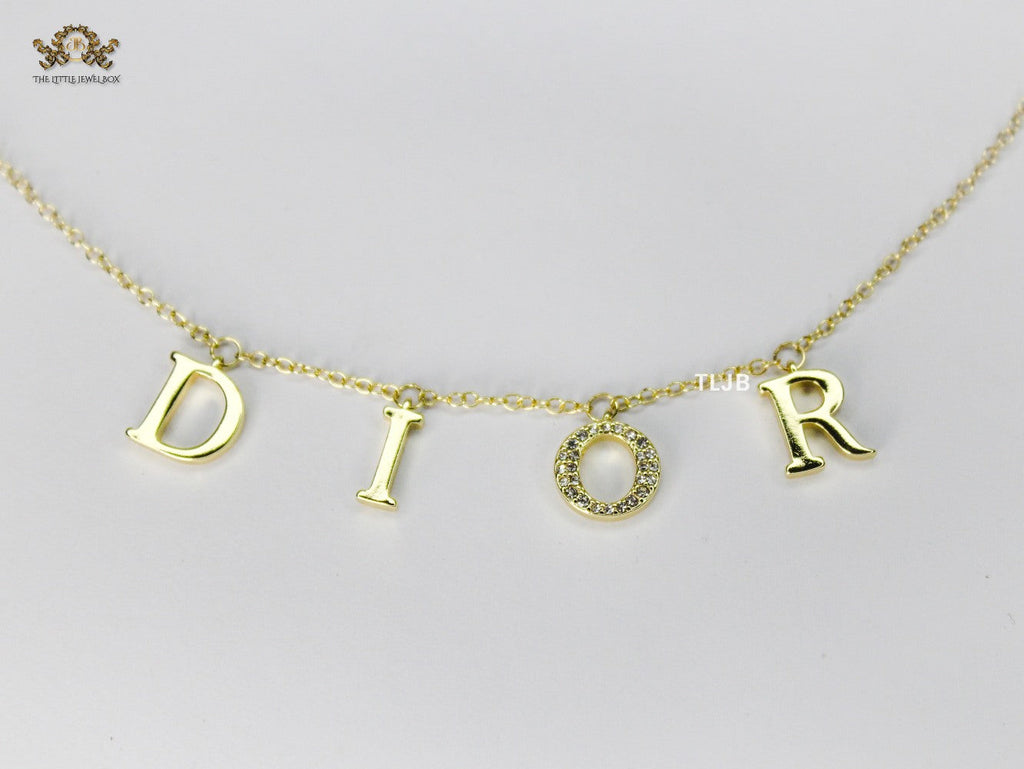 Alphabet D Minimal Charmed chain big letters