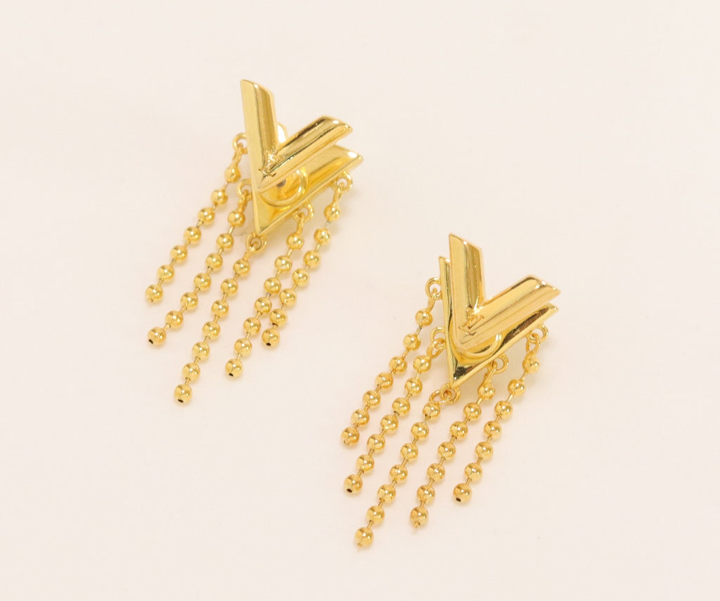 Alphabet v stud with dangles in gold finish