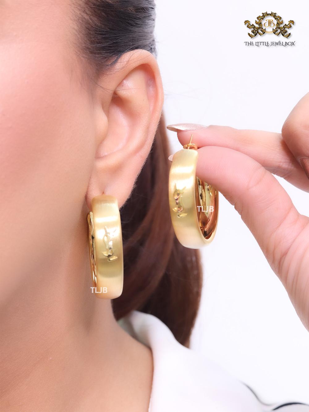 Alphabet  Y & L  matt gold hoops