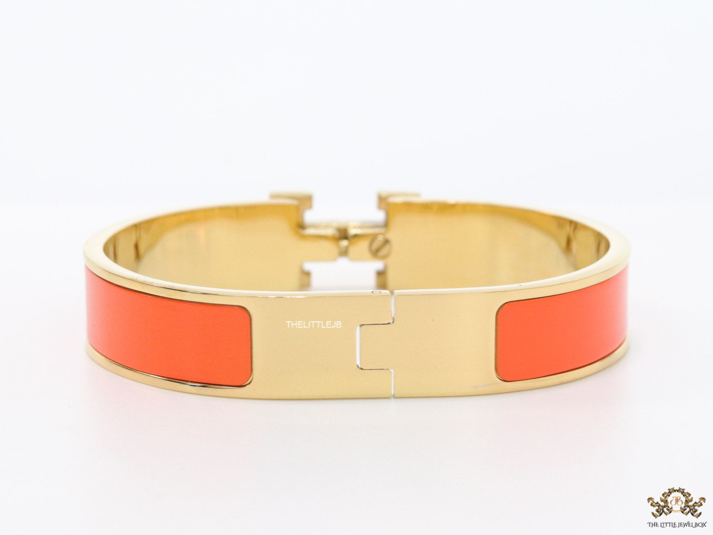 Alphabet H Orange 12 mm bracelet in gold