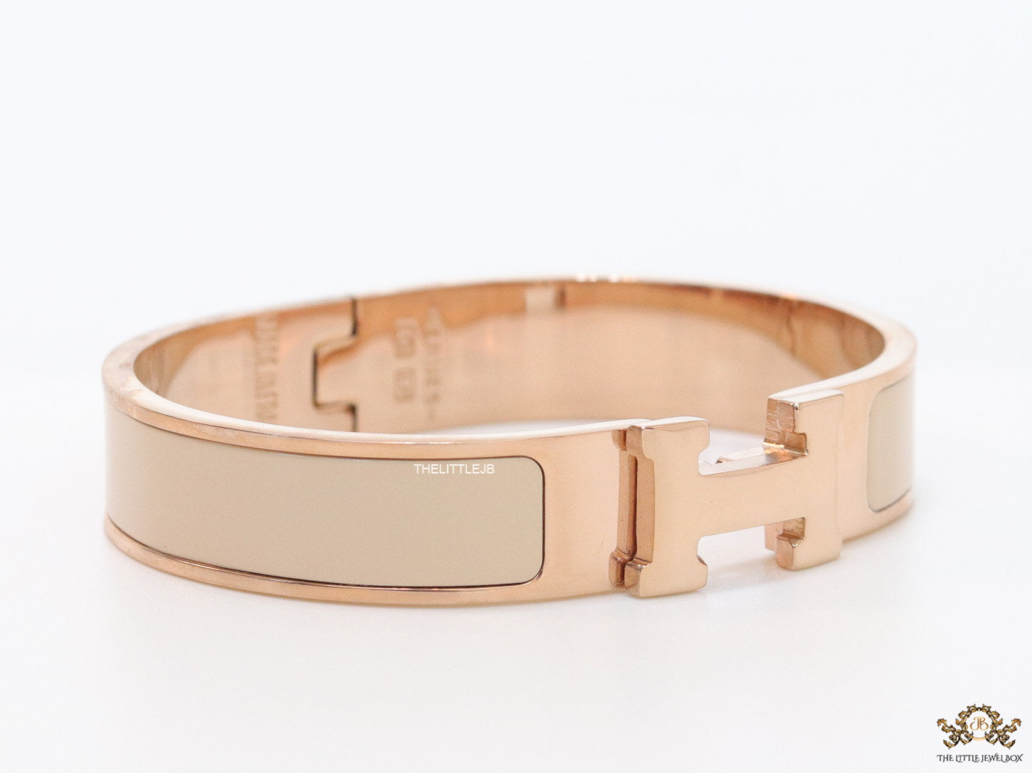 Alphabet H Beige 12 mm  Bracelet in Rose gold