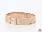 Alphabet H Beige 12 mm  Bracelet in Rose gold