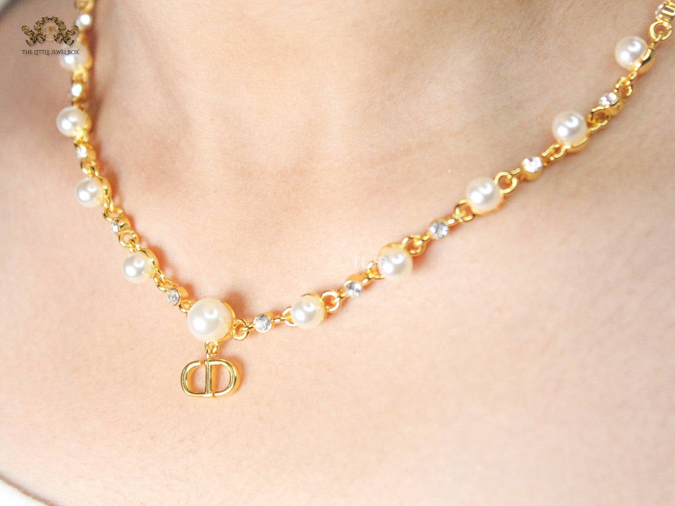 Alphabet CD Pearl Studded Chain in Gold