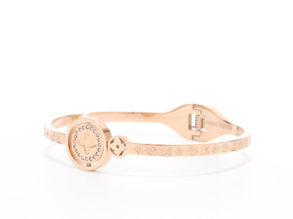 Alphabet LV Sleek bracelet in rose gold finish