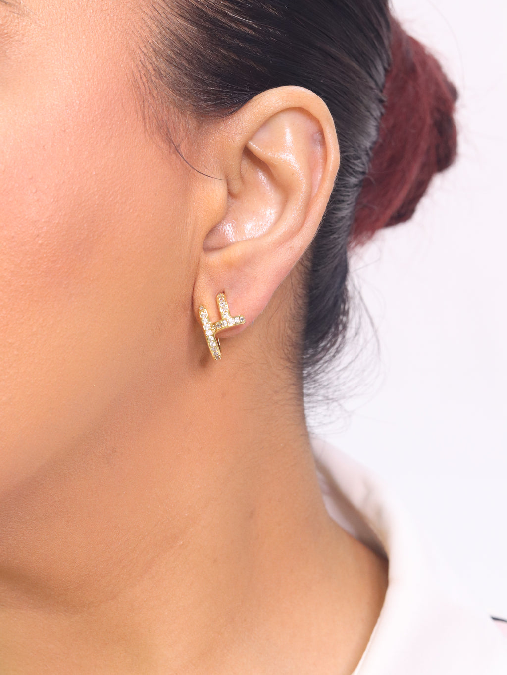 Gold screw hoops