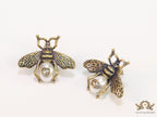Bee shape stud earrings with shell pearl