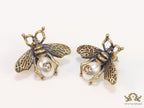 Bee shape stud earrings with shell pearl