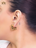 Alphabet L plain gold earrings