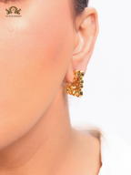 Alphabet L plain gold earrings