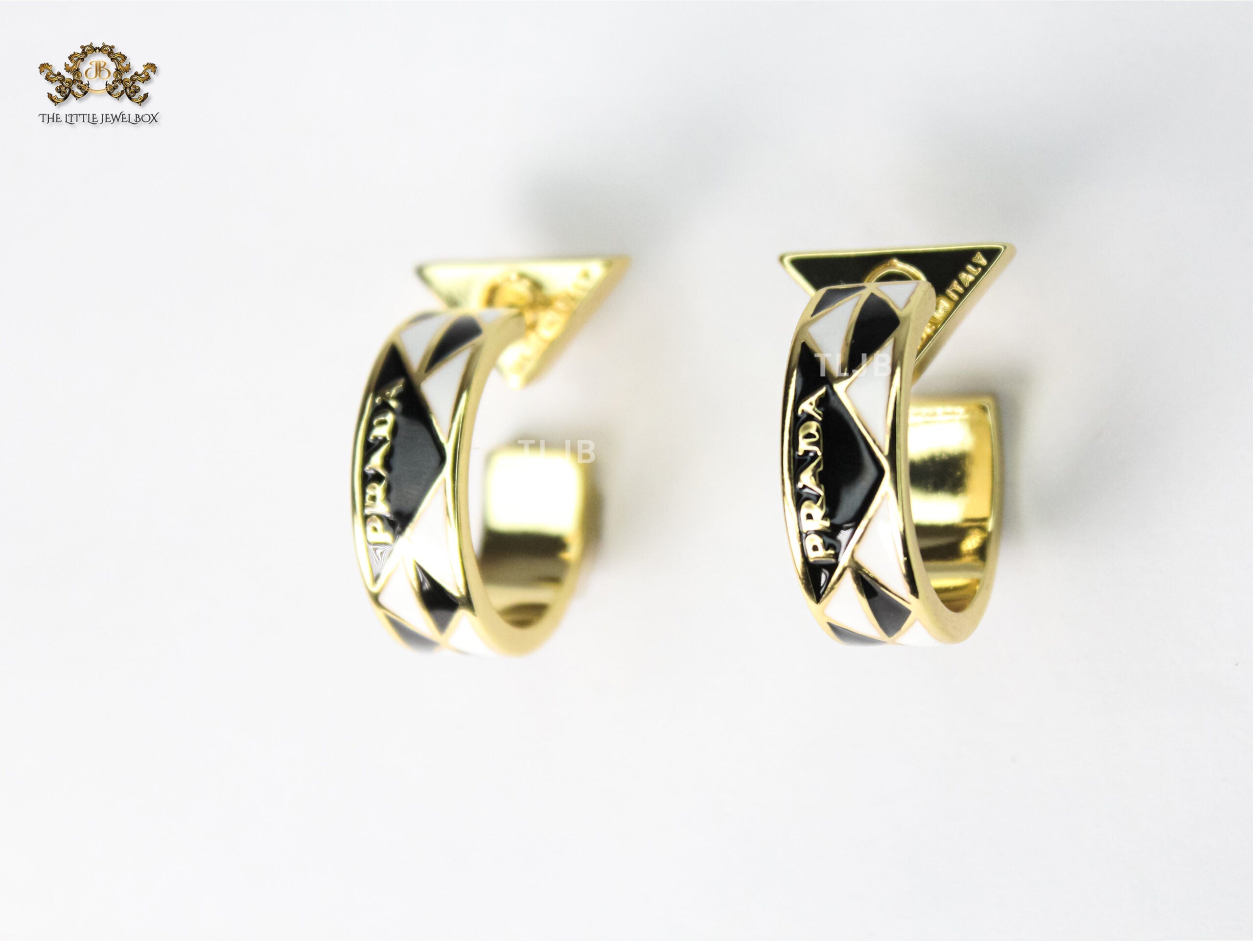 Alphabet P Enamel hoops