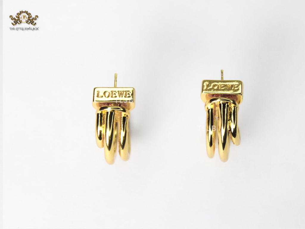 Alphabet LW Gold Arc Hoops