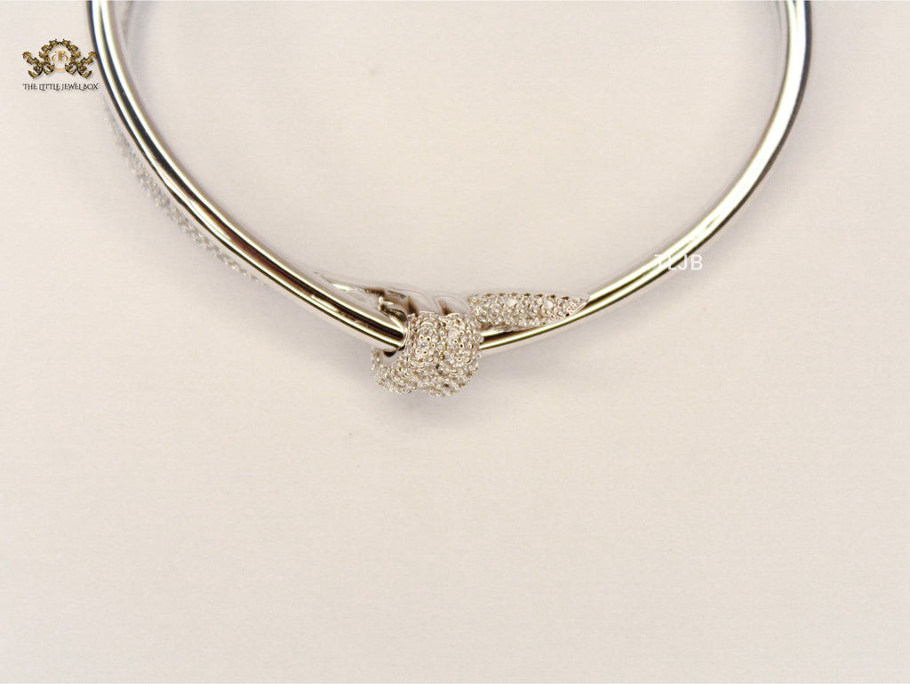 Alphabet T& Co knot bracelet in silver