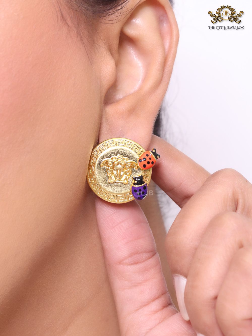 Medusa garden gold studs