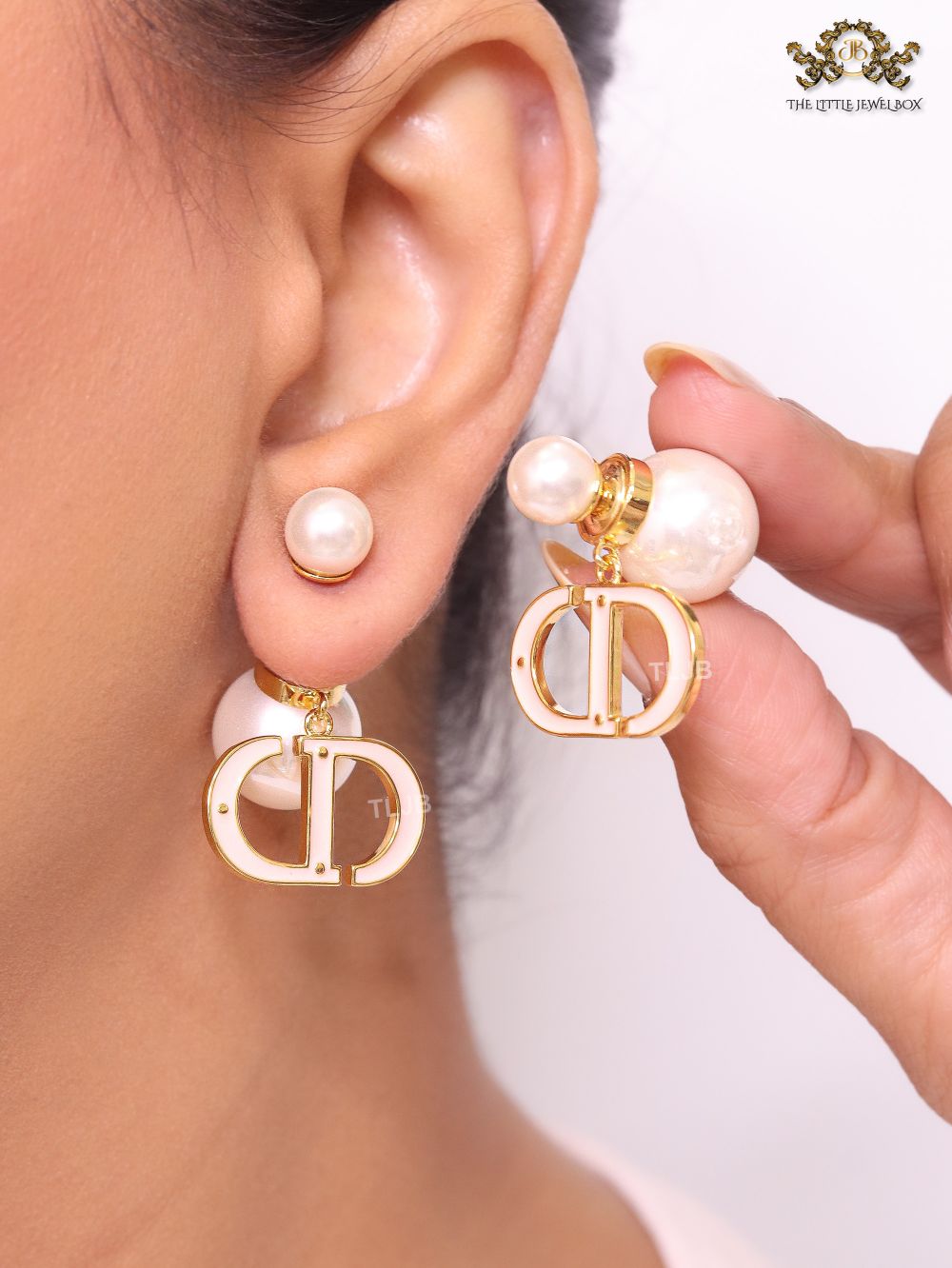 Pearl and white  enamel CD bombers
